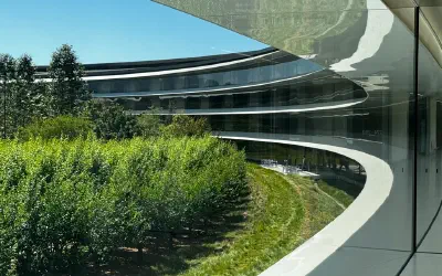 WWDC 2026: Apple doesn't sell AI. It sells features that use AI